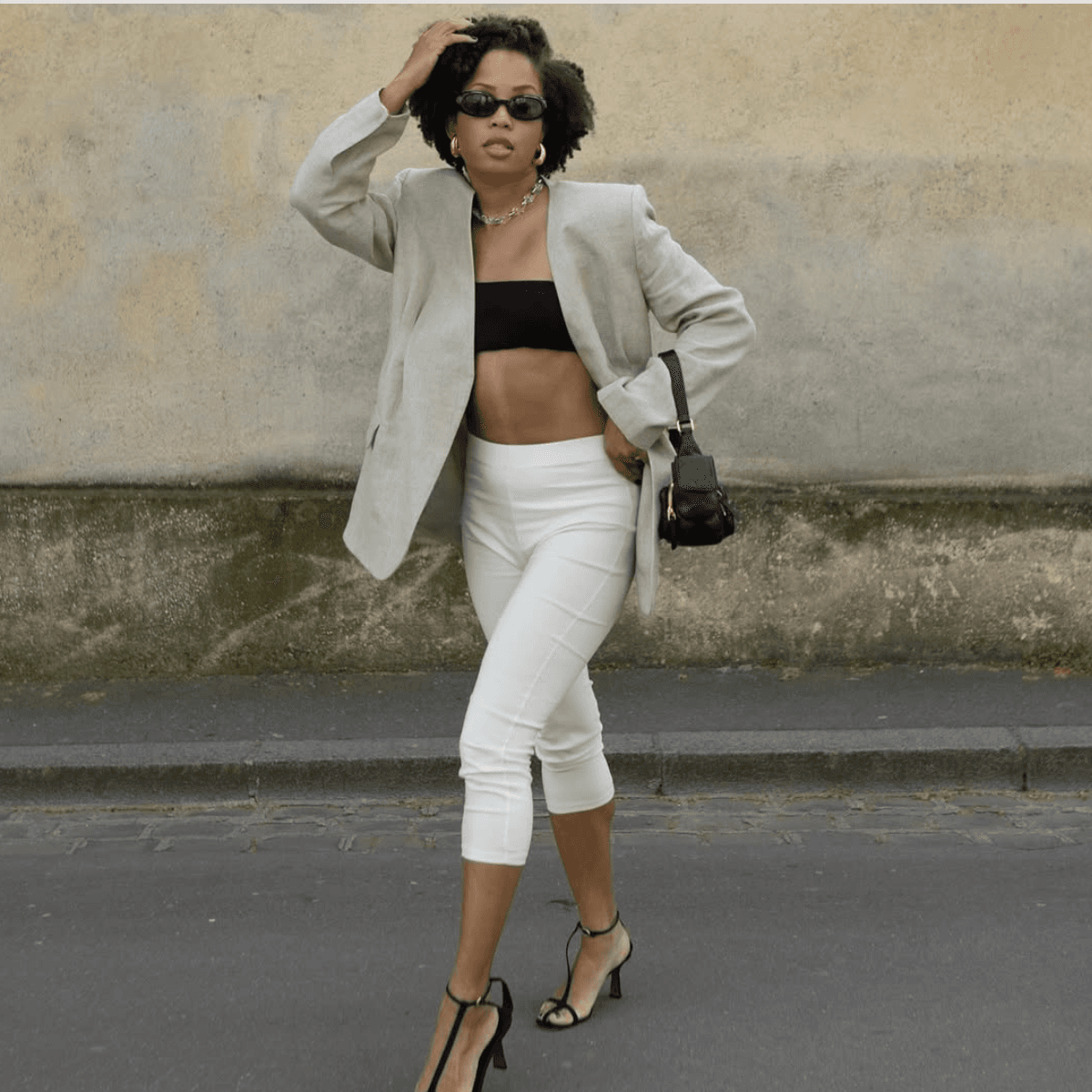 Hear Me Out: These Are the 5 Shoe Trends French Women Are Wearing With Leggings in 2026